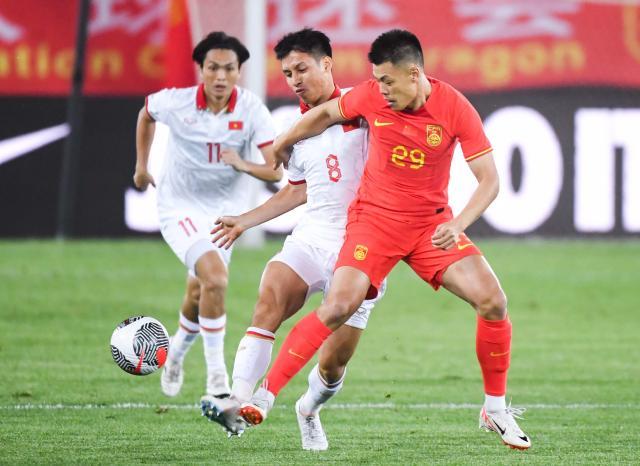 开云官网-【热身赛】武磊压哨破门王秋明建功 国足2比0越南